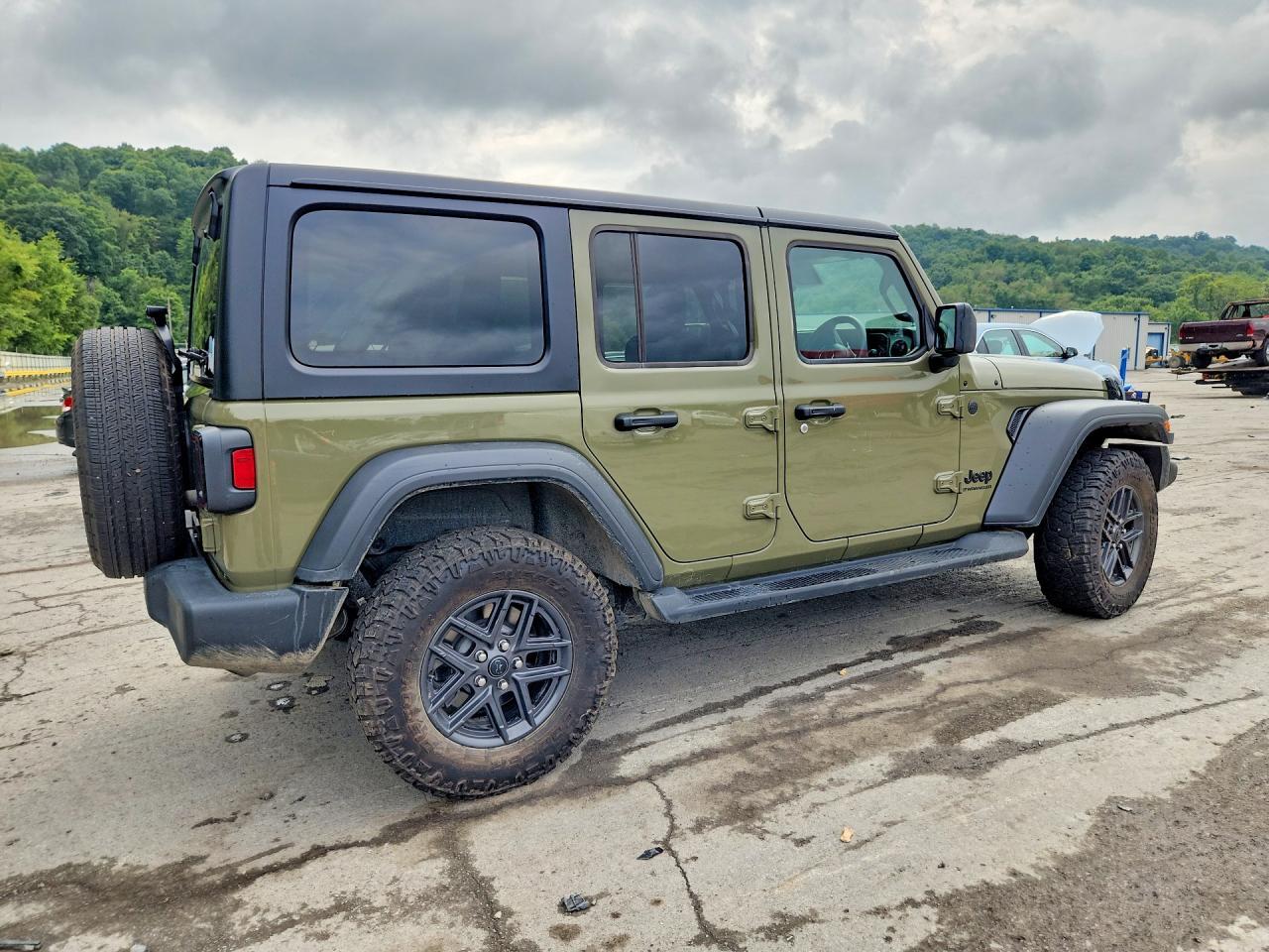 2025 Jeep Wrangler Sport - zdjęcie 3