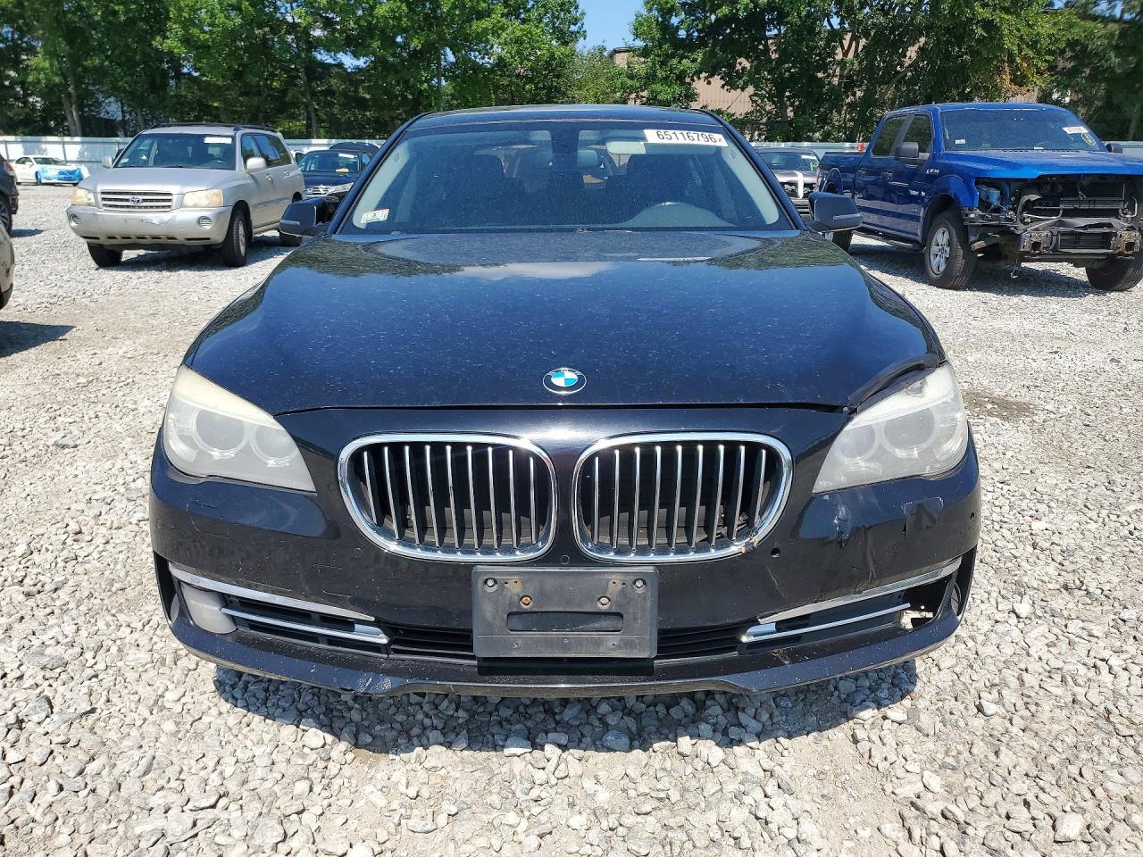 2015 BMW Seria 7 740Li - zdjęcie 5