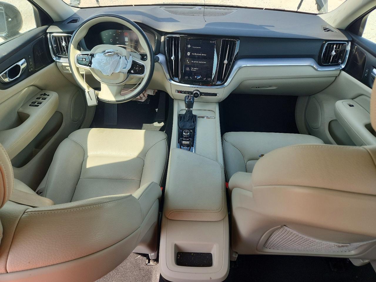 2020 Volvo S60 T5 Momentum - zdjęcie 8