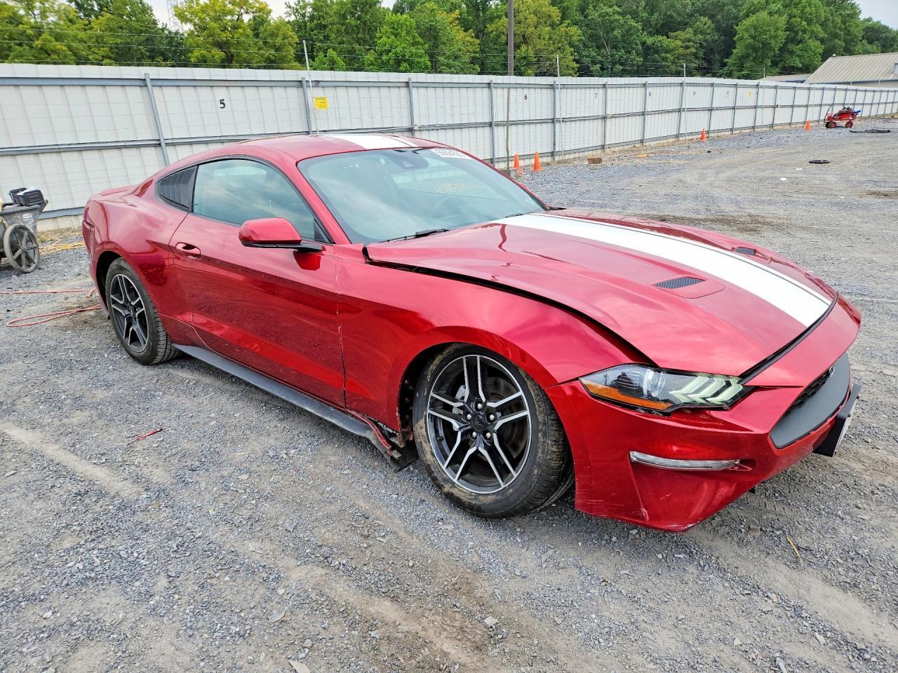 2020 Ford Mustang - zdjęcie 4
