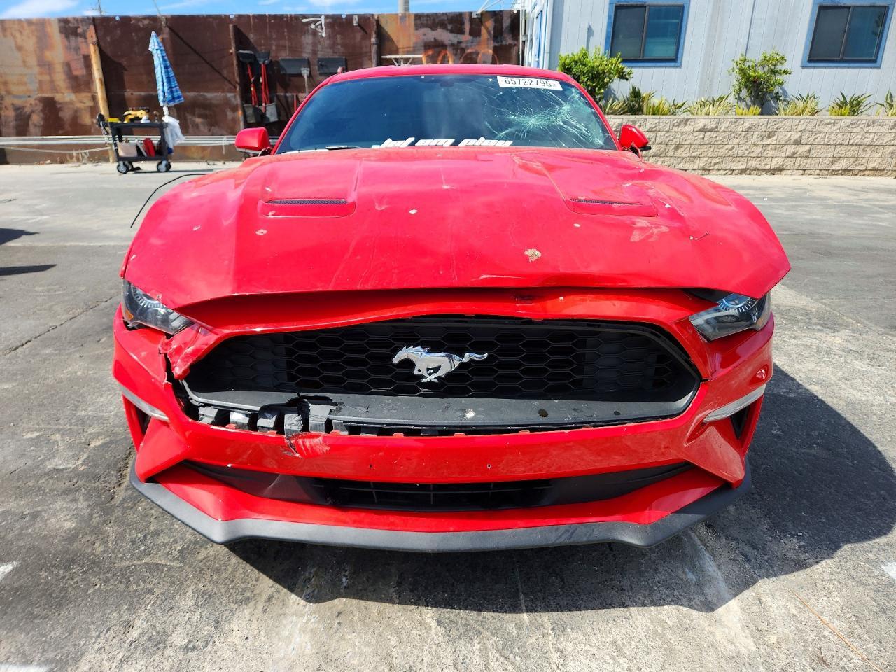 2019 Ford Mustang - zdjęcie 5
