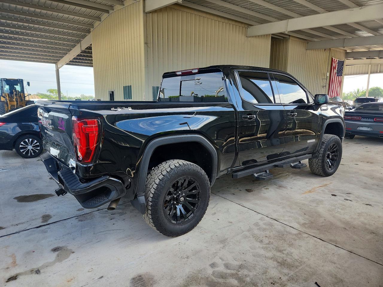 2020 GMC Sierra K1500 Elevation - zdjęcie 3