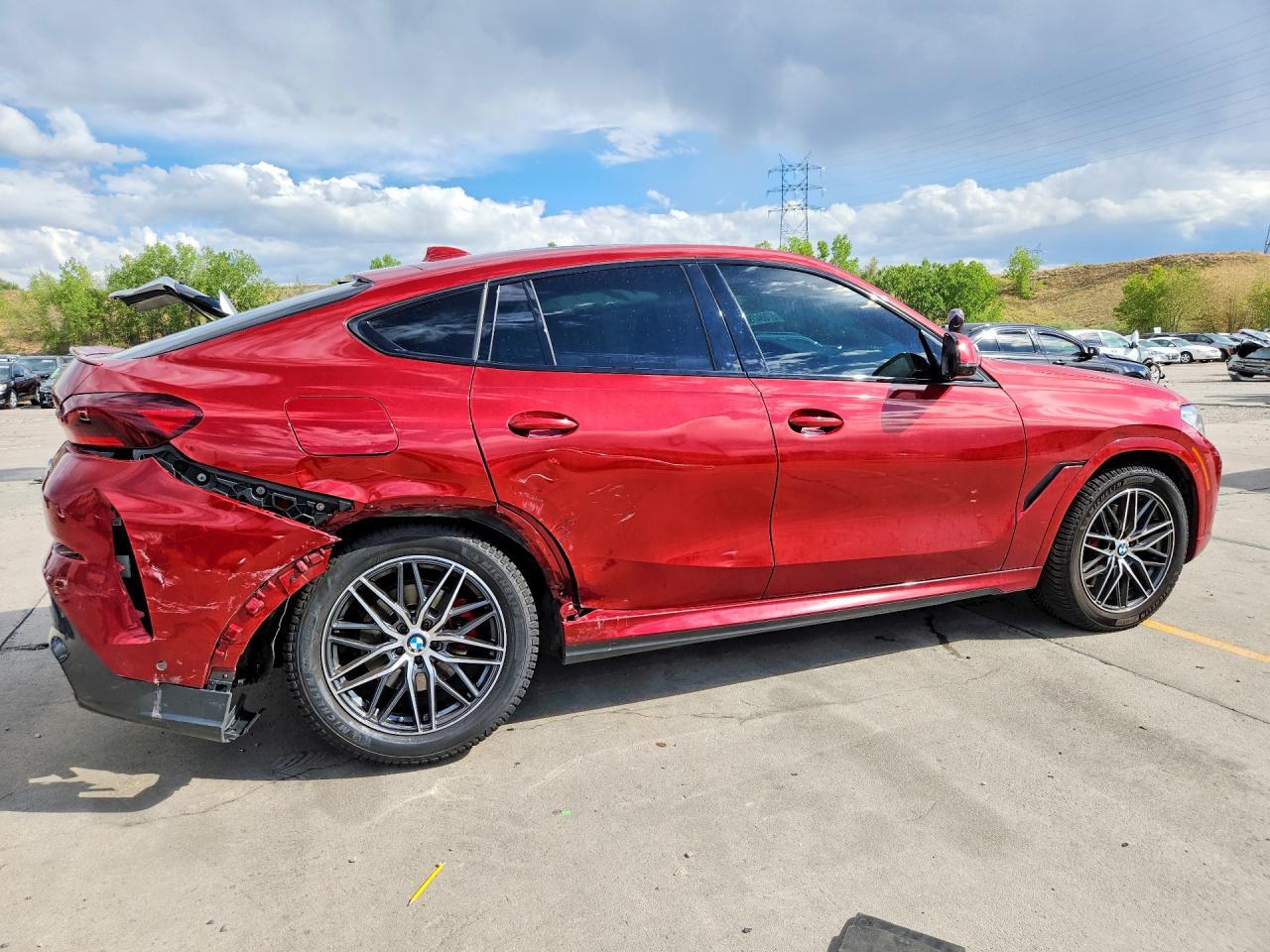 2022 BMW X6 xDrive40I - zdjęcie 3