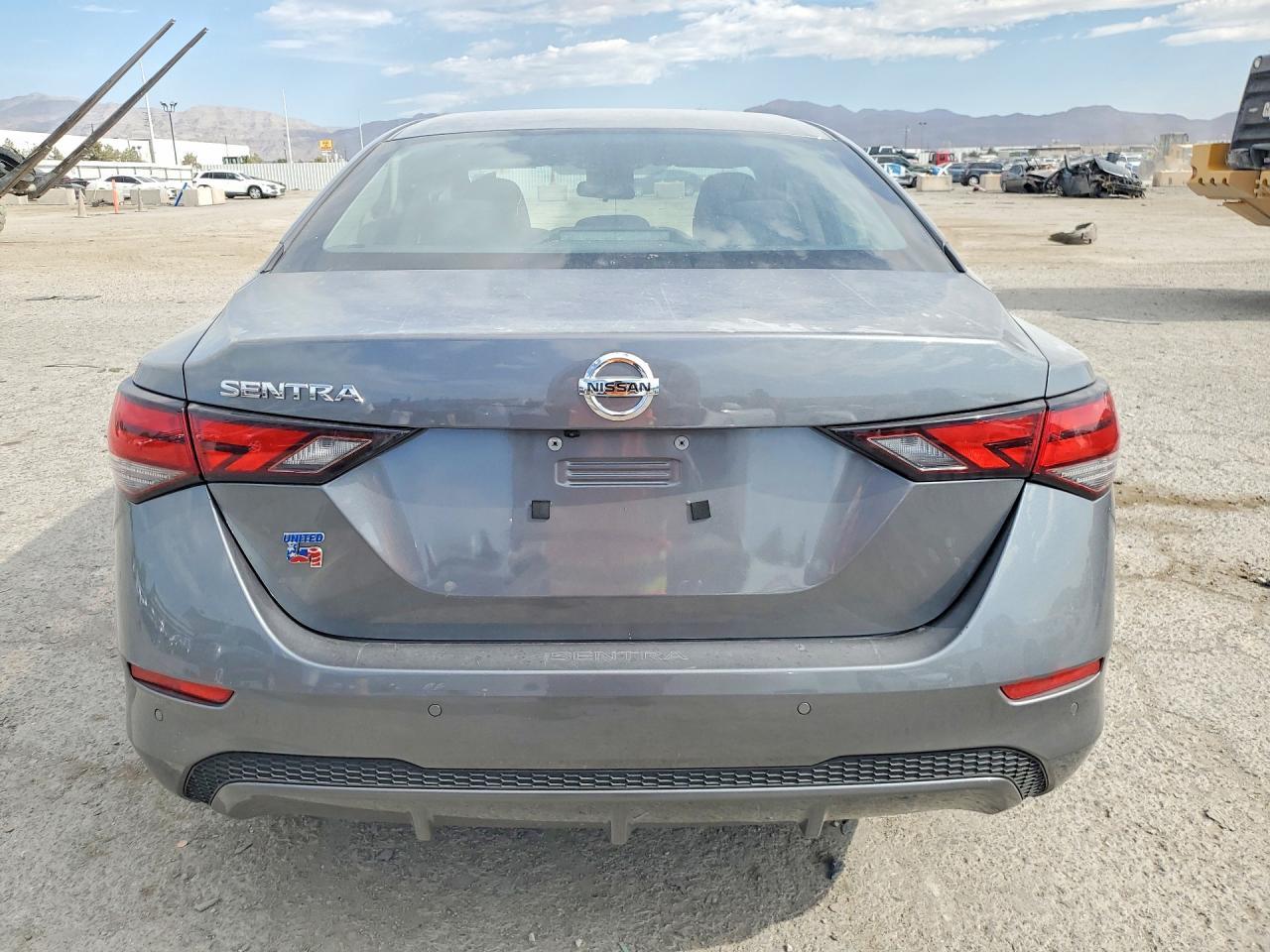 2022 Nissan Sentra S - zdjęcie 6