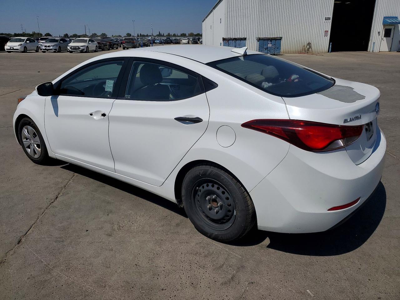 2016 Hyundai Elantra Se - zdjęcie 2