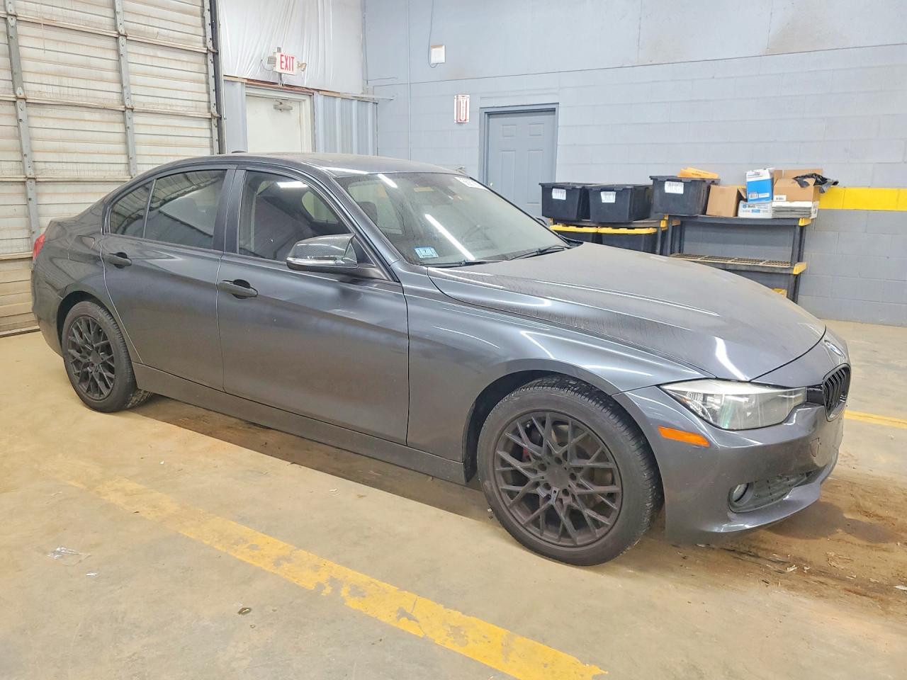 2014 BMW 320 I xDrive - zdjęcie 4