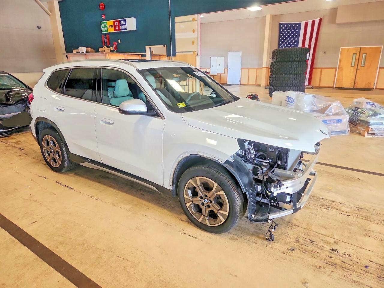 2023 BMW X1 xDrive28I - zdjęcie 4