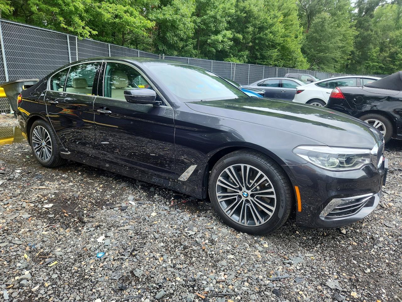 2018 BMW Seria 5 540i - zdjęcie 4