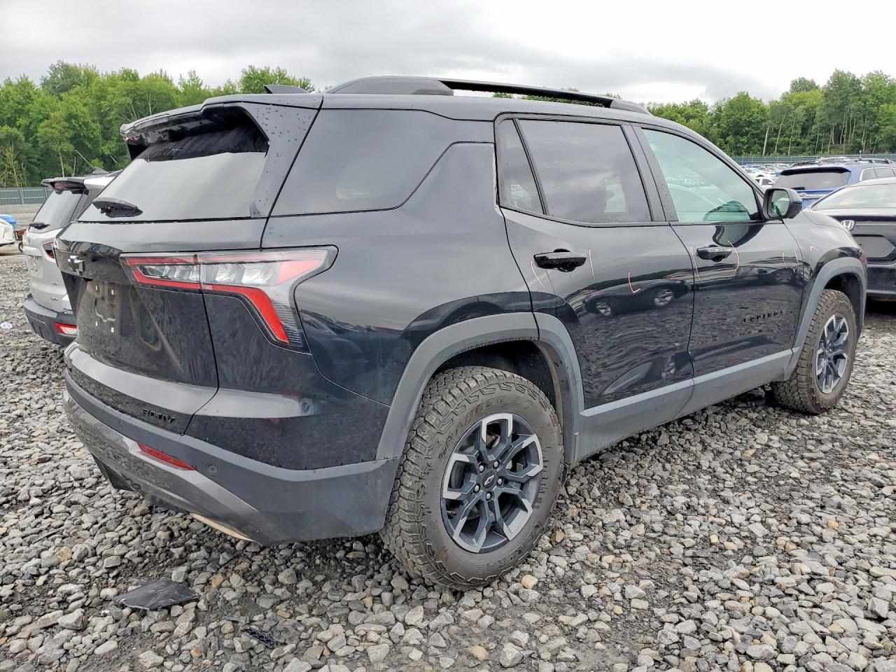 2025 Chevrolet Equinox Activ - zdjęcie 3