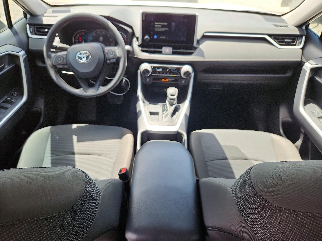 2024 Toyota Rav4 Le - zdjęcie 8