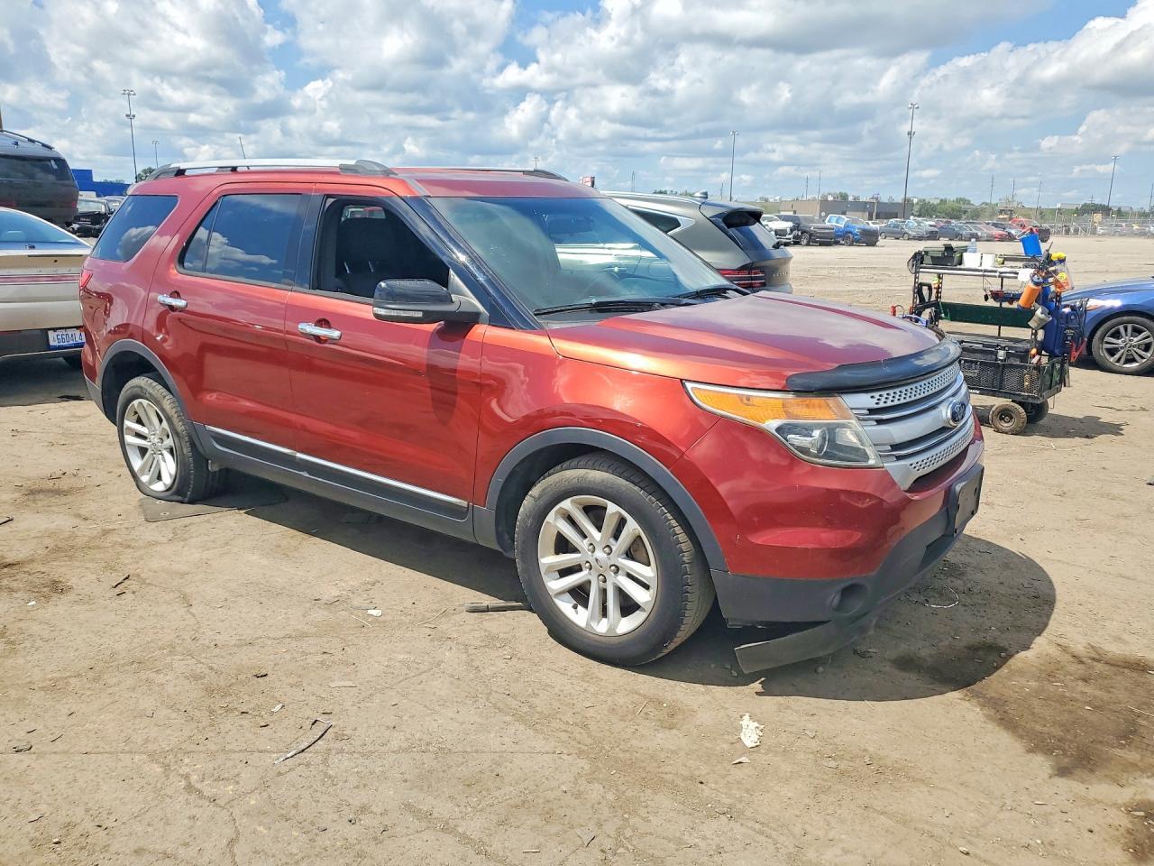 2014 Ford Explorer Xlt - zdjęcie 4