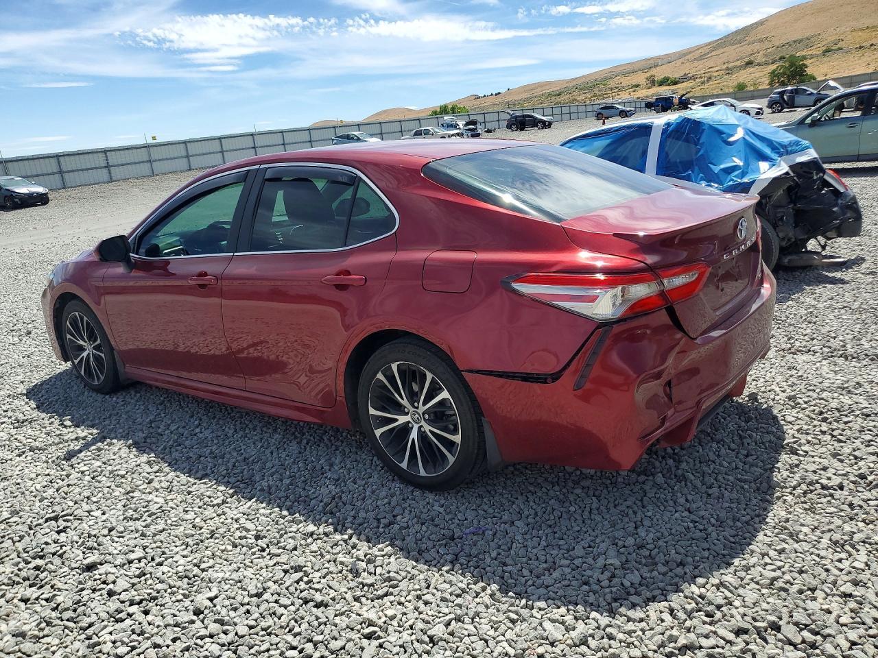 2018 Toyota Camry Se - zdjęcie 2