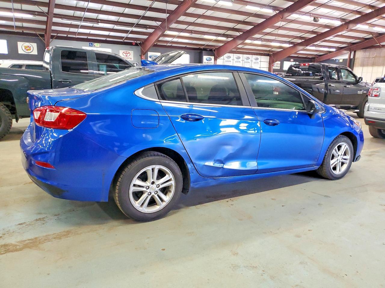 2017 Chevrolet Cruze Lt - zdjęcie 3