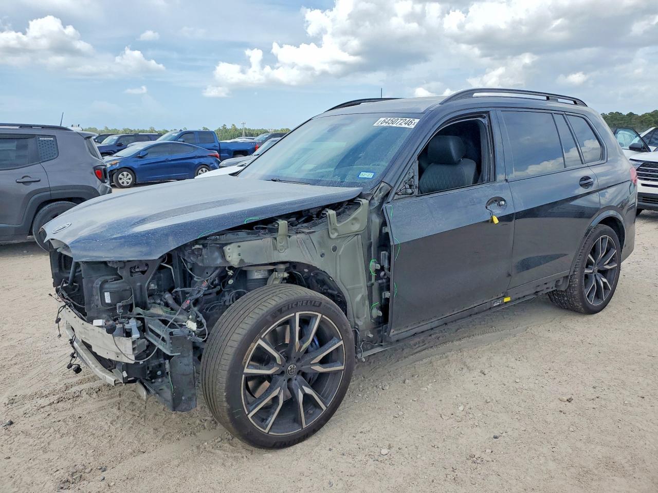 2019 BMW X7 xDrive50I - zdjęcie główne
