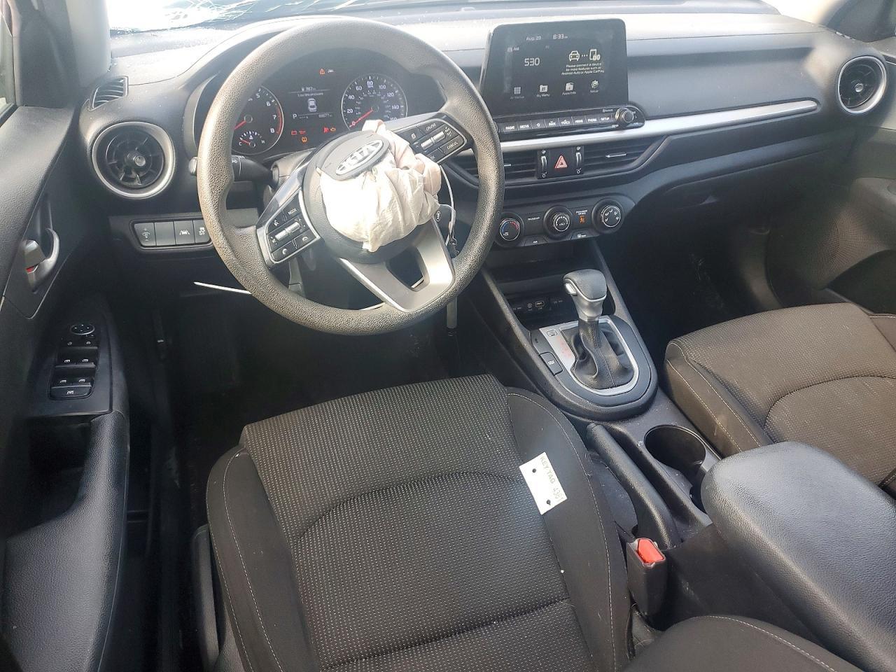 2021 Kia Forte Lxs - zdjęcie 8