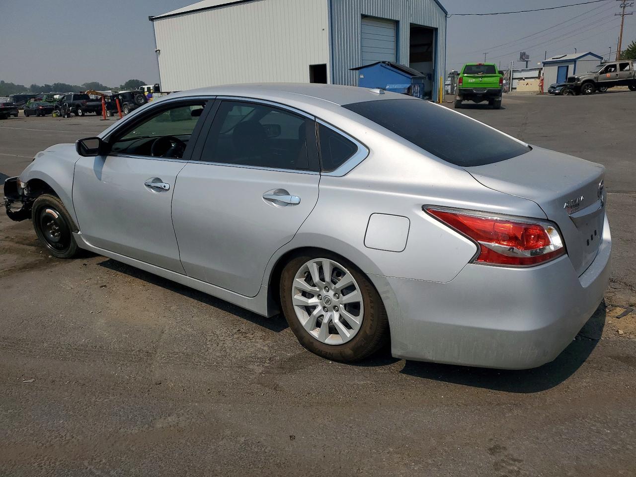 2015 Nissan Altima 2.5 S - zdjęcie 2