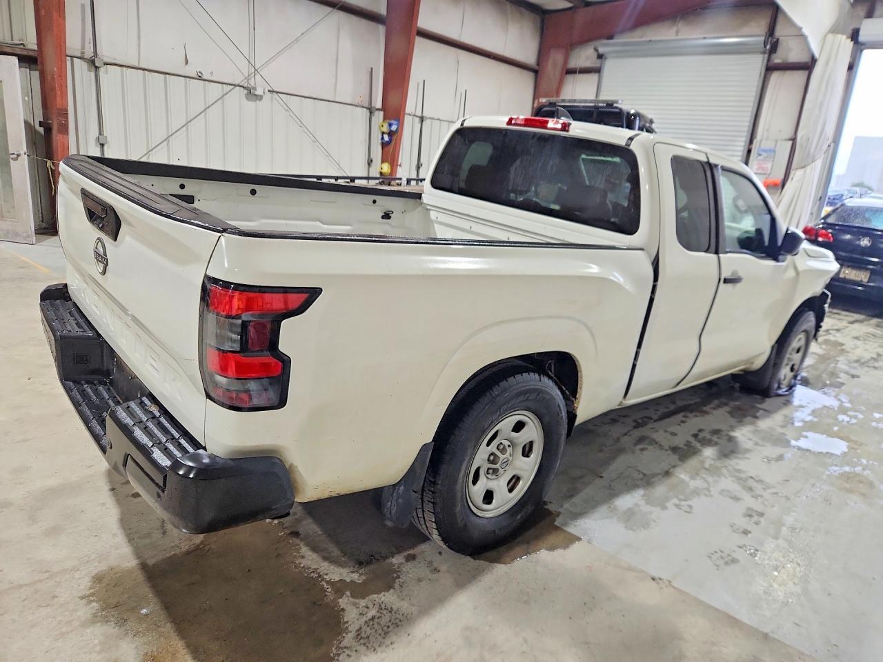 2023 Nissan Frontier S - zdjęcie 3