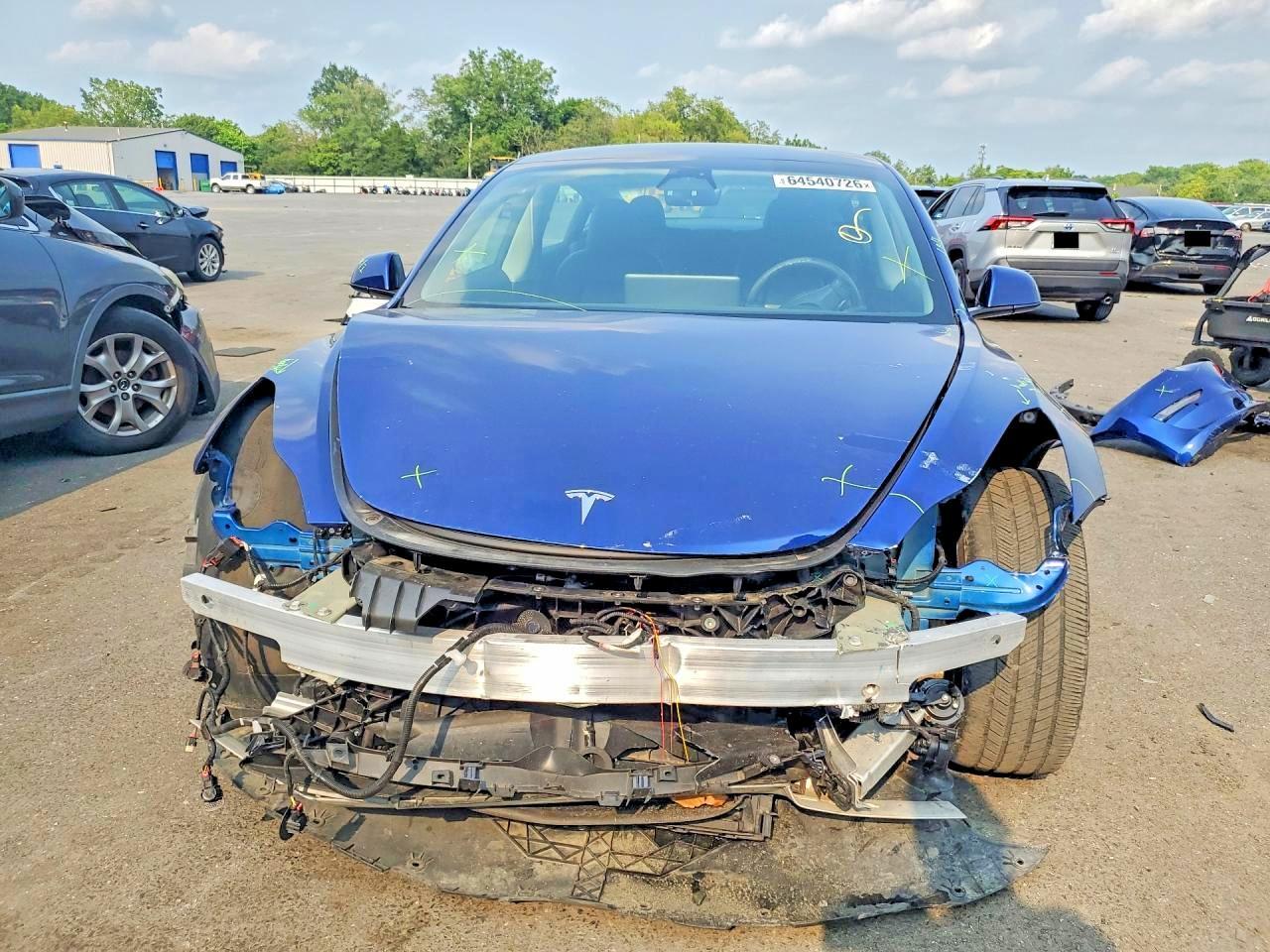 2022 Tesla Model 3 - zdjęcie 5