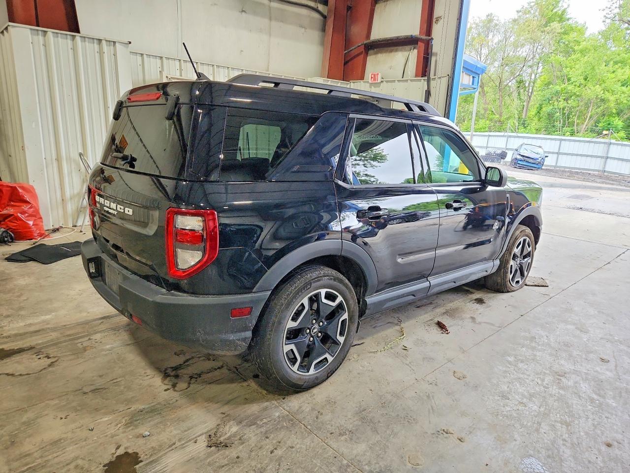 2024 Ford Bronco Sport Outer Banks - zdjęcie 3