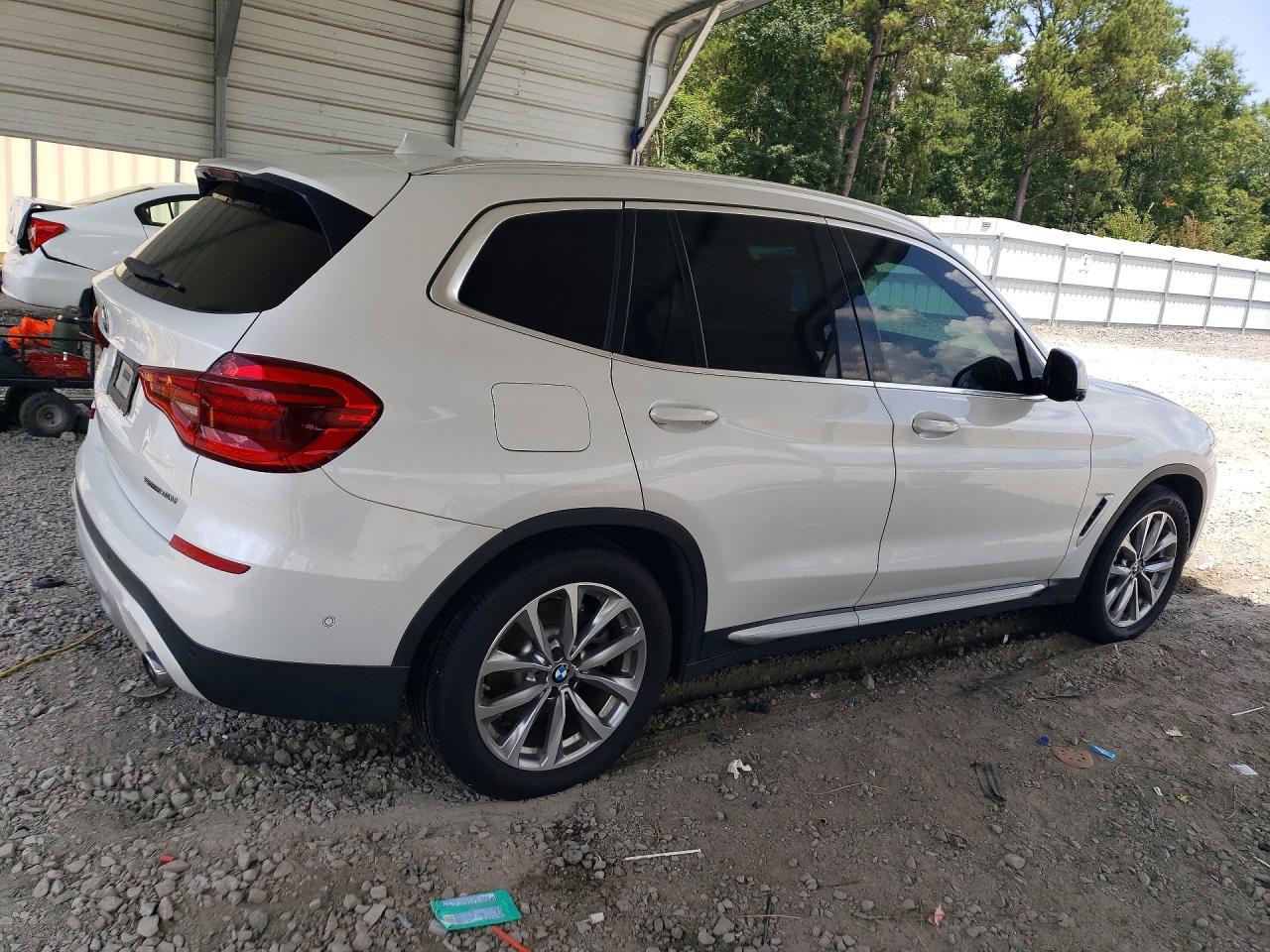 2019 BMW X3 Sdrive30I - zdjęcie 3