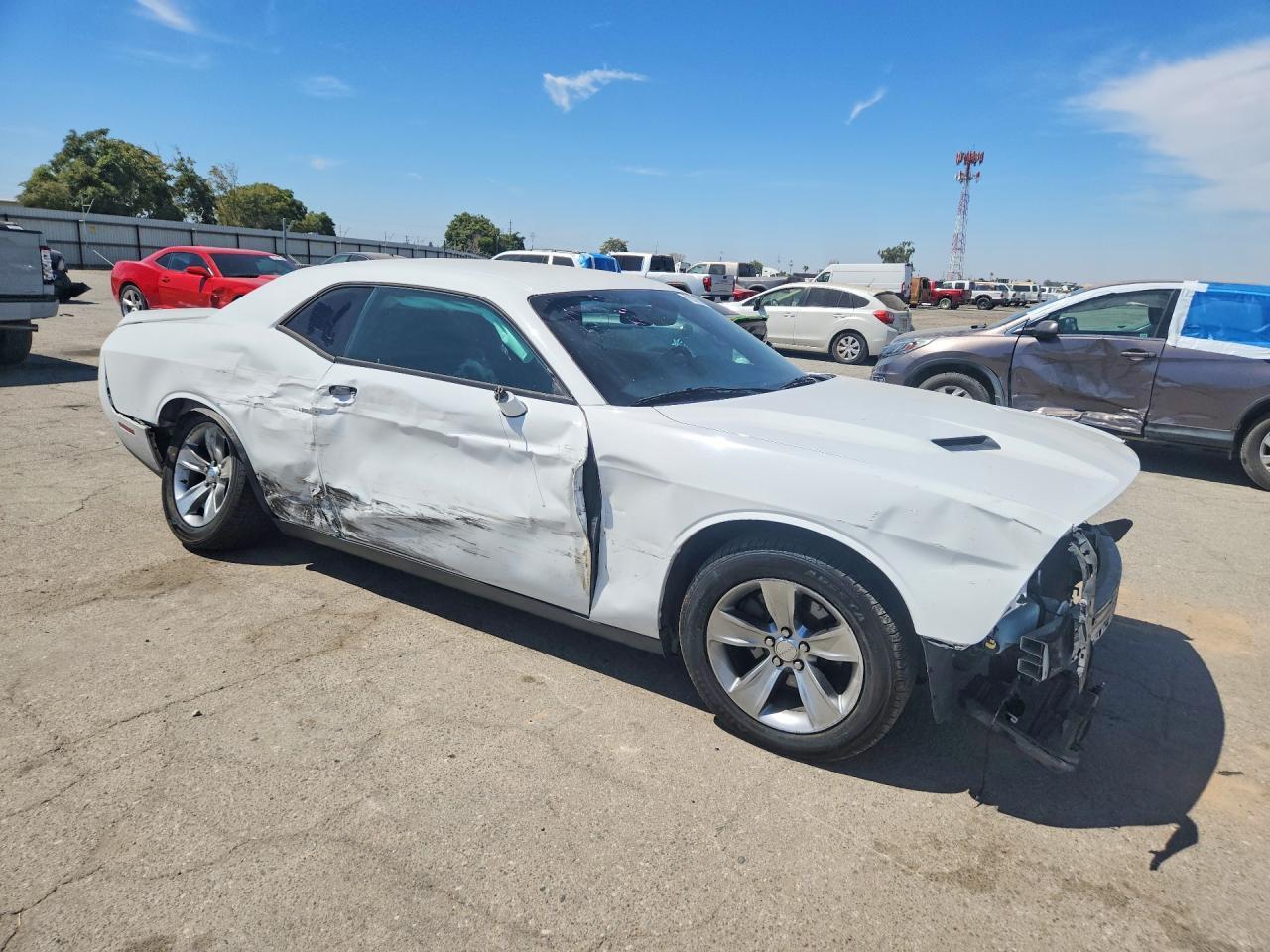 2020 Dodge Challenger Sxt - zdjęcie 4