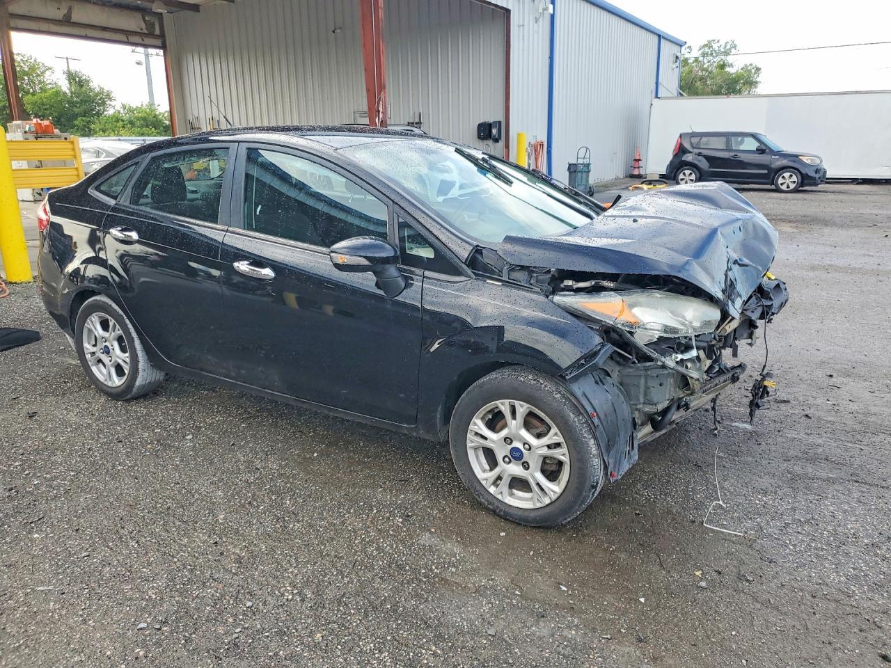 2016 Ford Fiesta Se - zdjęcie 4