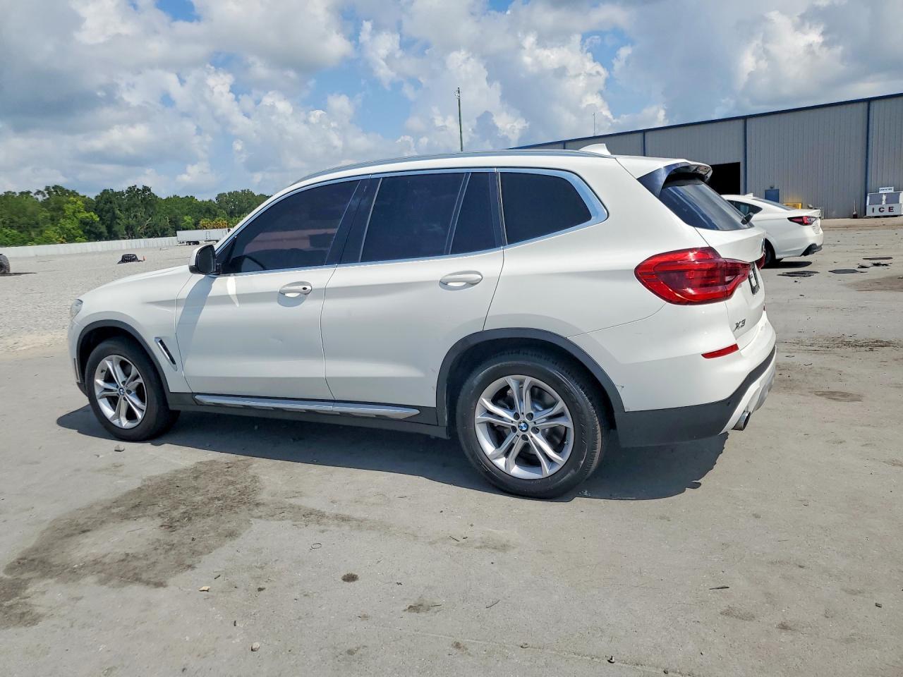 2020 BMW X3 Sdrive30I - zdjęcie 2