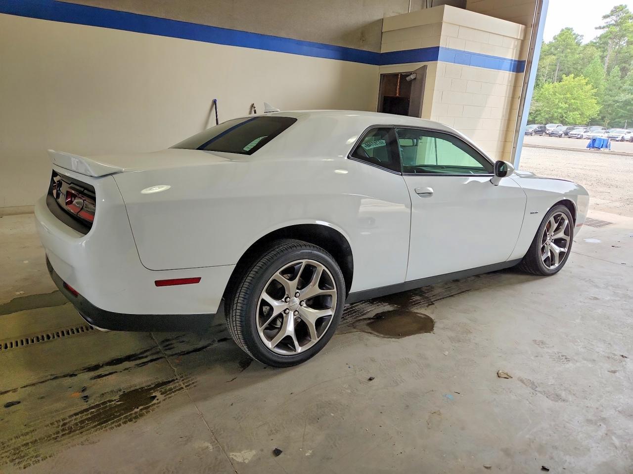 2016 Dodge Challenger R/T - zdjęcie 3