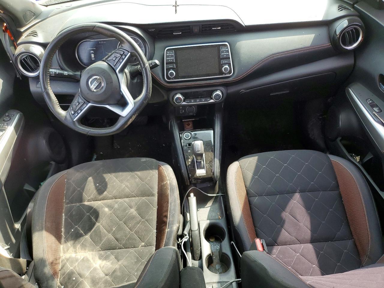 2019 Nissan Kicks Sr - zdjęcie 8