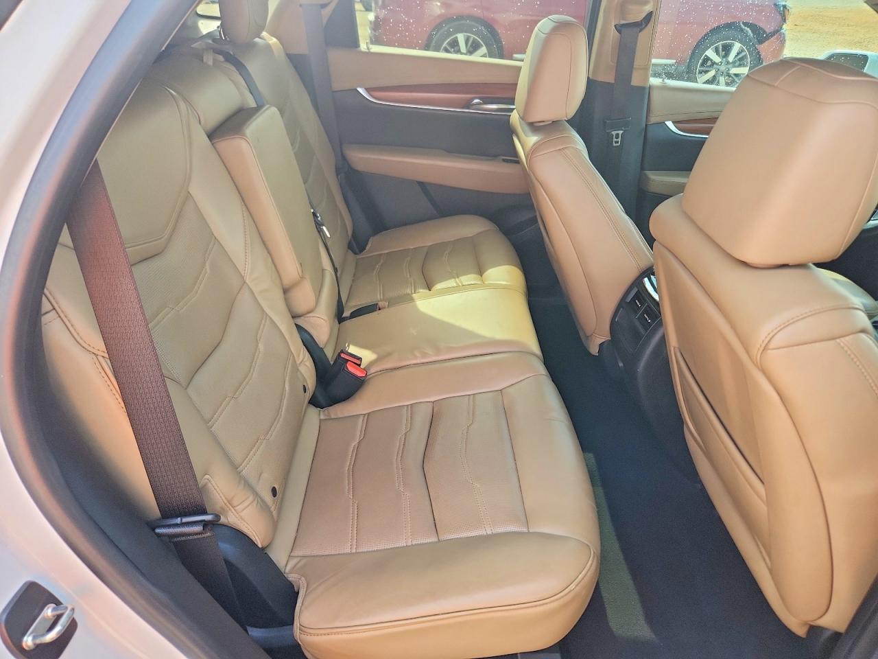 2017 Cadillac Xt5 Platinum - zdjęcie 11