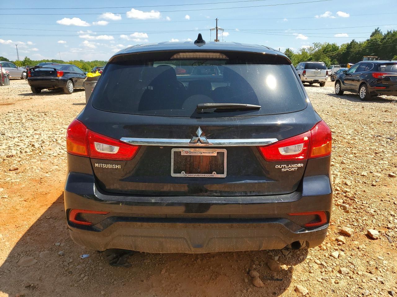 2019 Mitsubishi Outlander Sport Es - zdjęcie 6