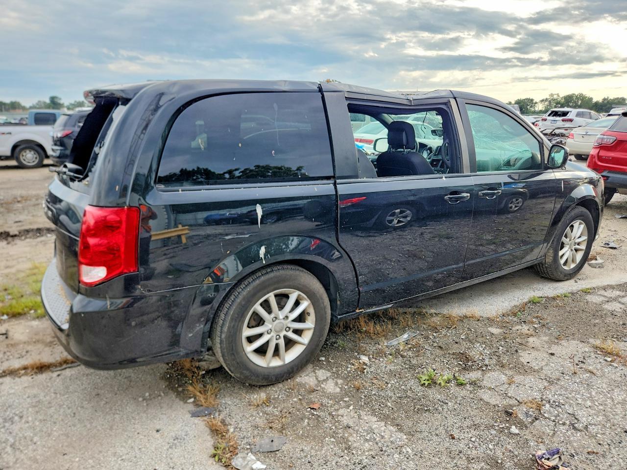 2018 Dodge Grand Caravan Se - zdjęcie 3