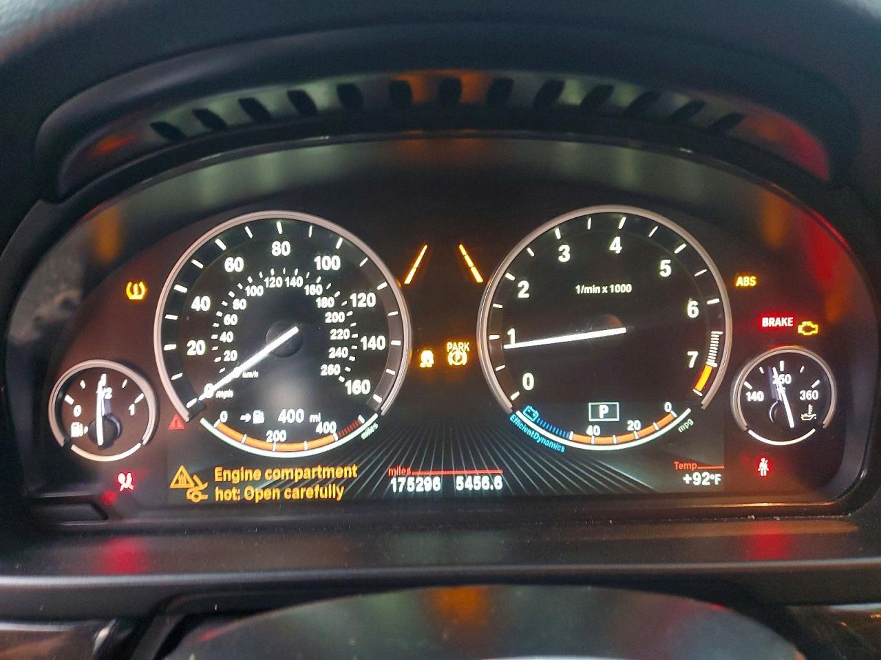 2016 BMW Seria 5 528i - zdjęcie 9