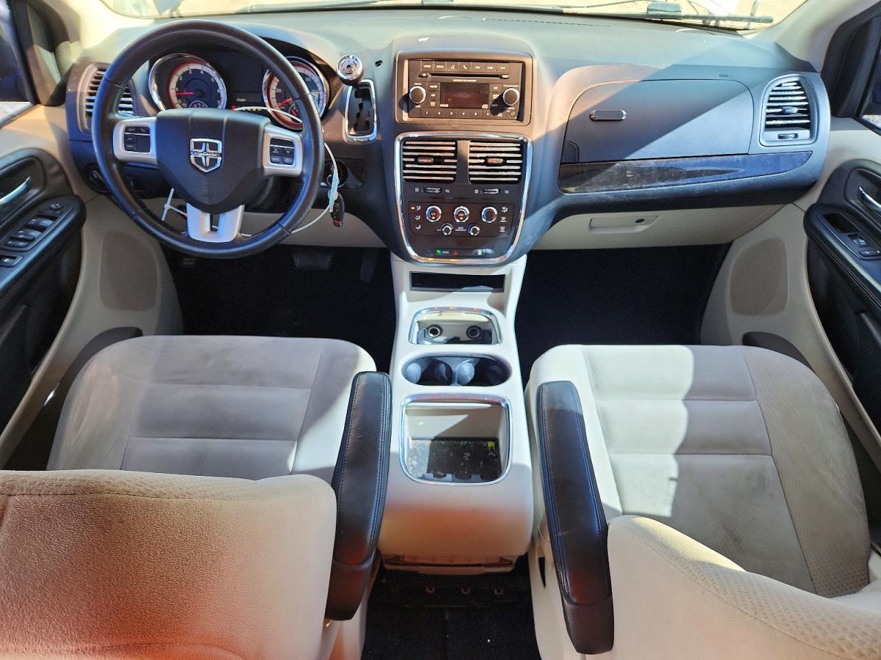2016 Dodge Grand Caravan Sxt - zdjęcie 8