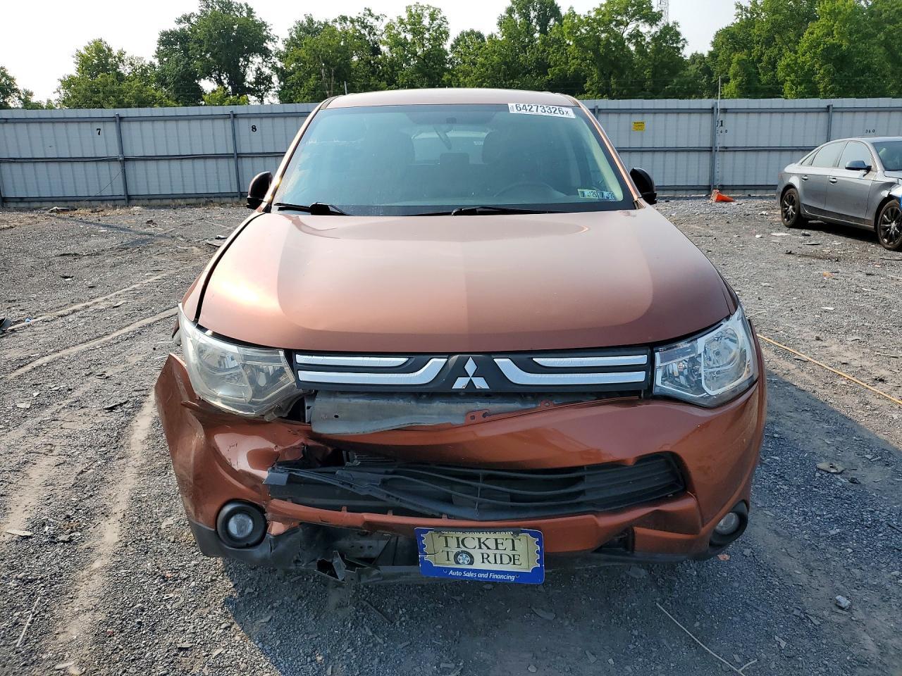 2014 Mitsubishi Outlander Se - zdjęcie 5