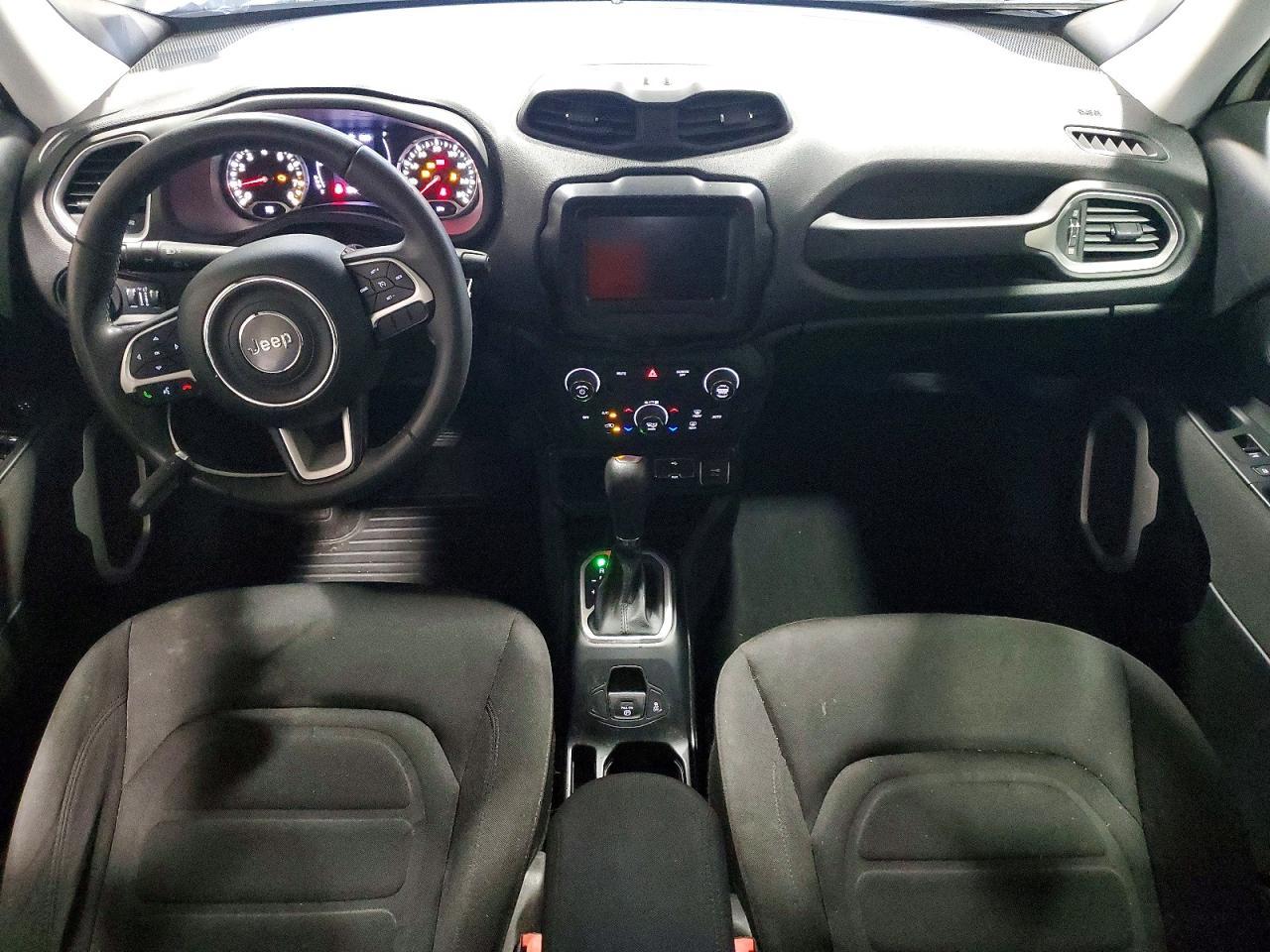 2018 Jeep Renegade Latitude - zdjęcie 8