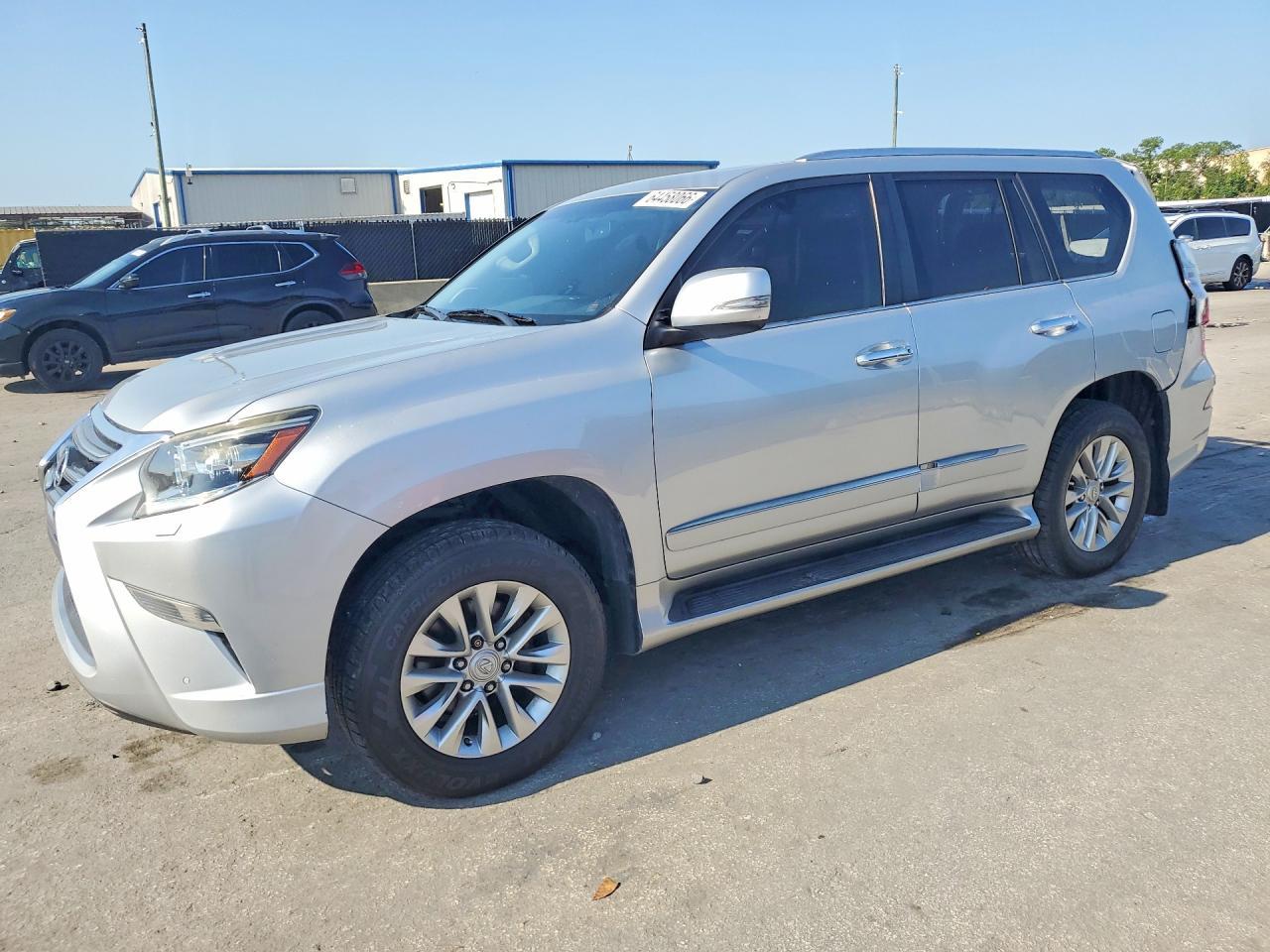 2017 Lexus Gx 460 - zdjęcie główne