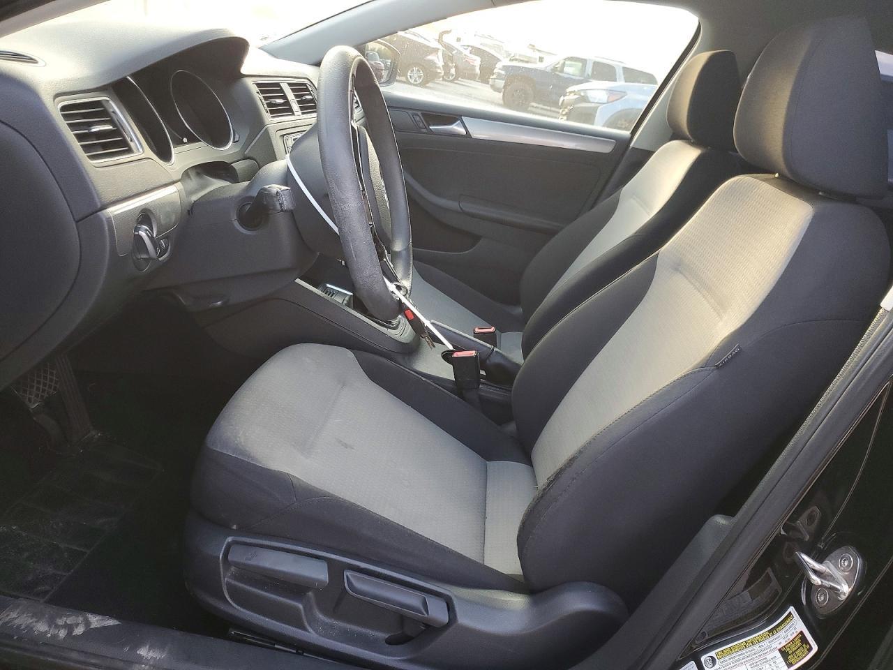 2017 Volkswagen Jetta S - zdjęcie 7