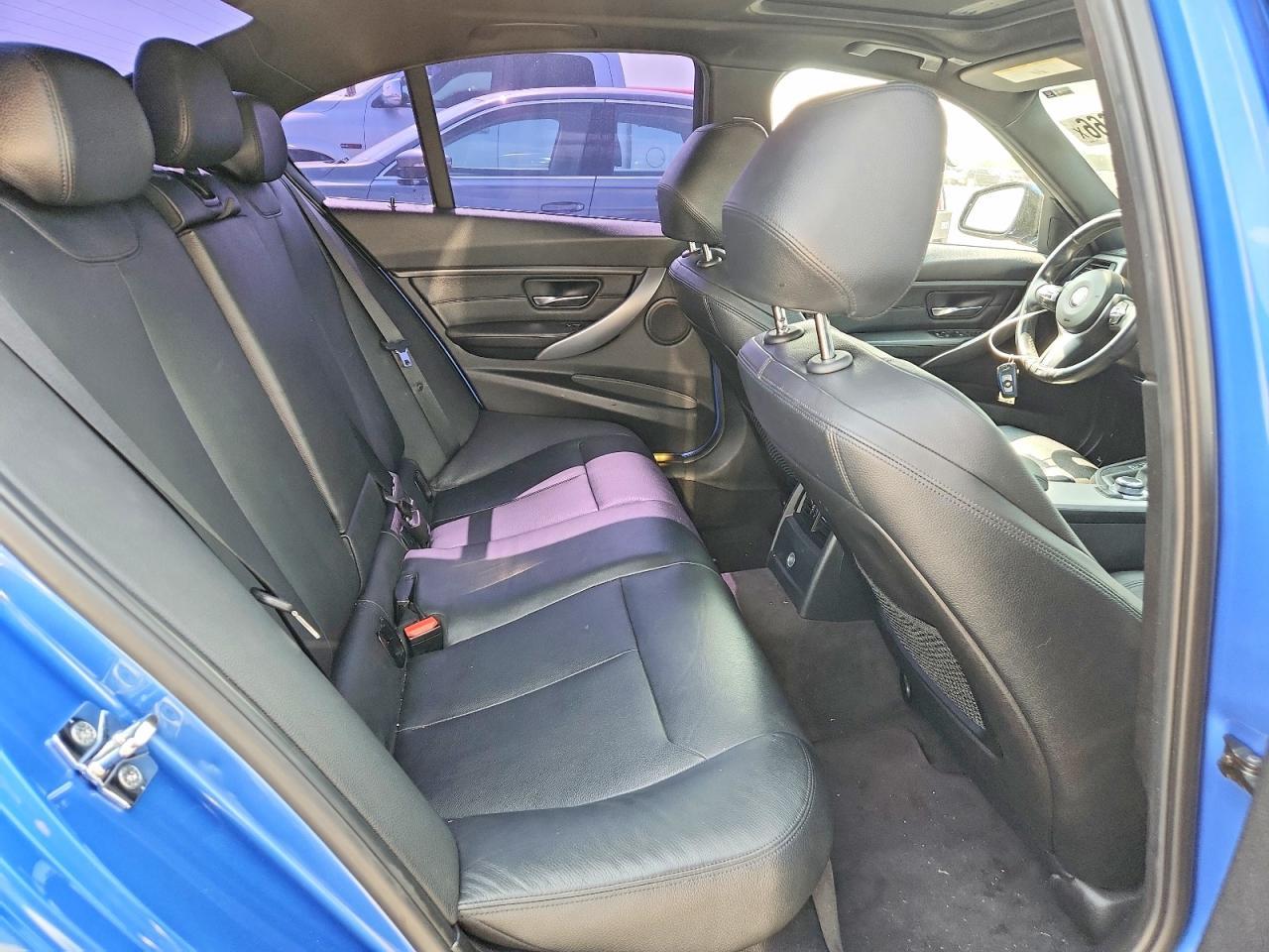 2013 BMW 328 I - zdjęcie 10