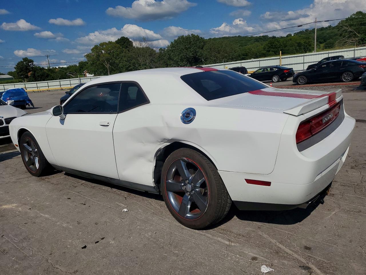 2013 Dodge Challenger Sxt - zdjęcie 2