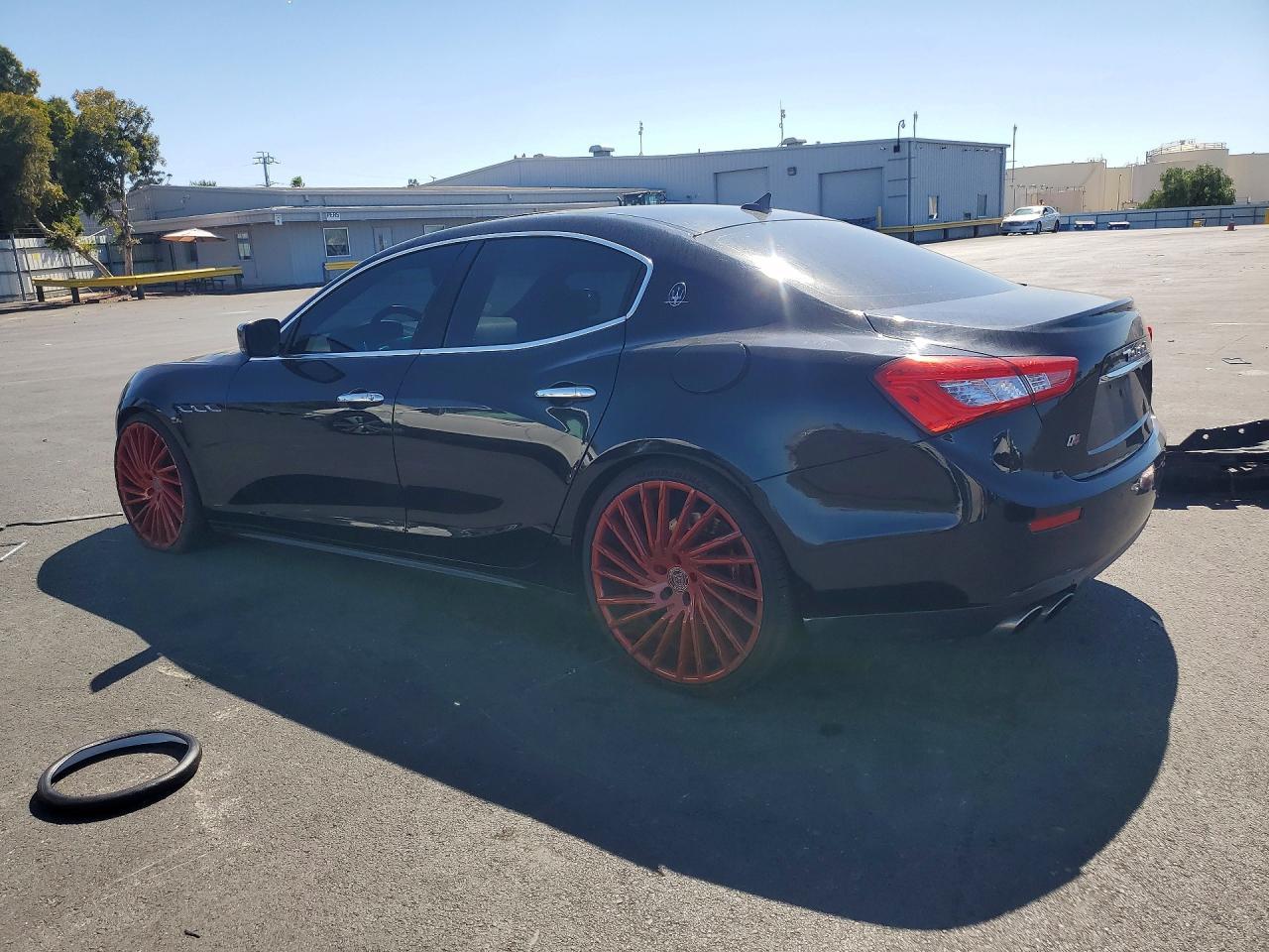 2015 Maserati Ghibli S - zdjęcie 2