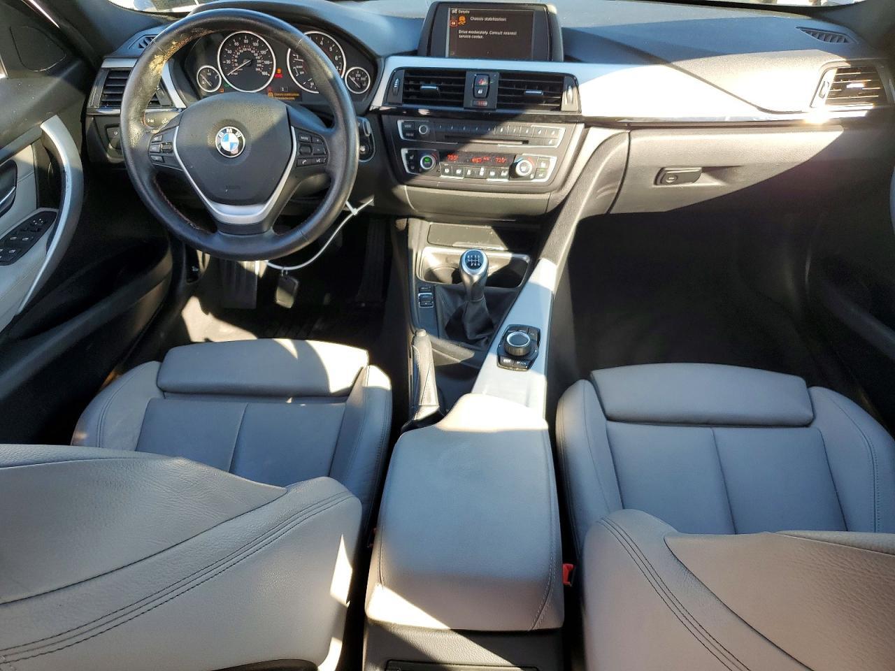 2013 BMW Seria 3 335i - zdjęcie 8