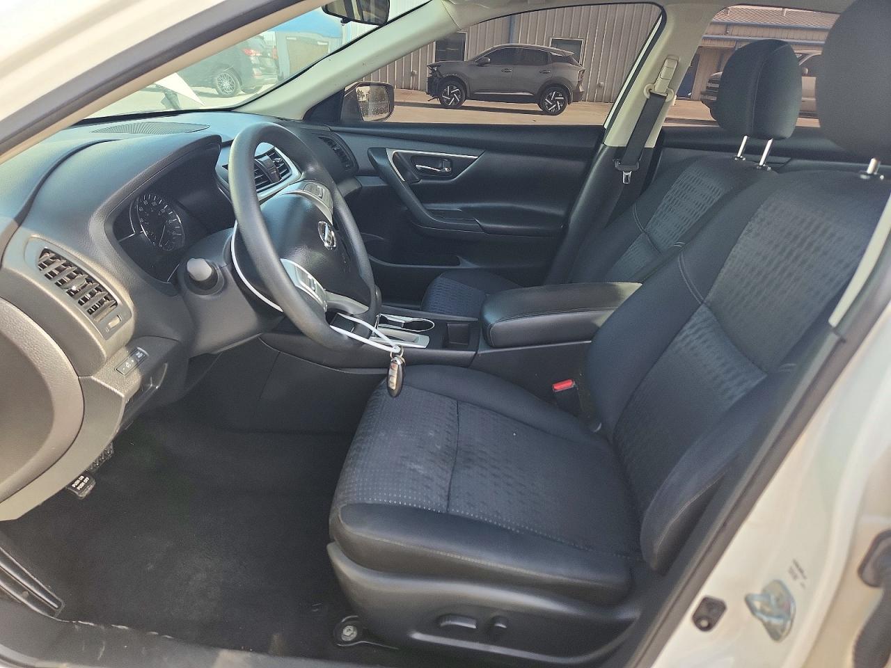 2016 Nissan Altima 2.5 S - zdjęcie 7