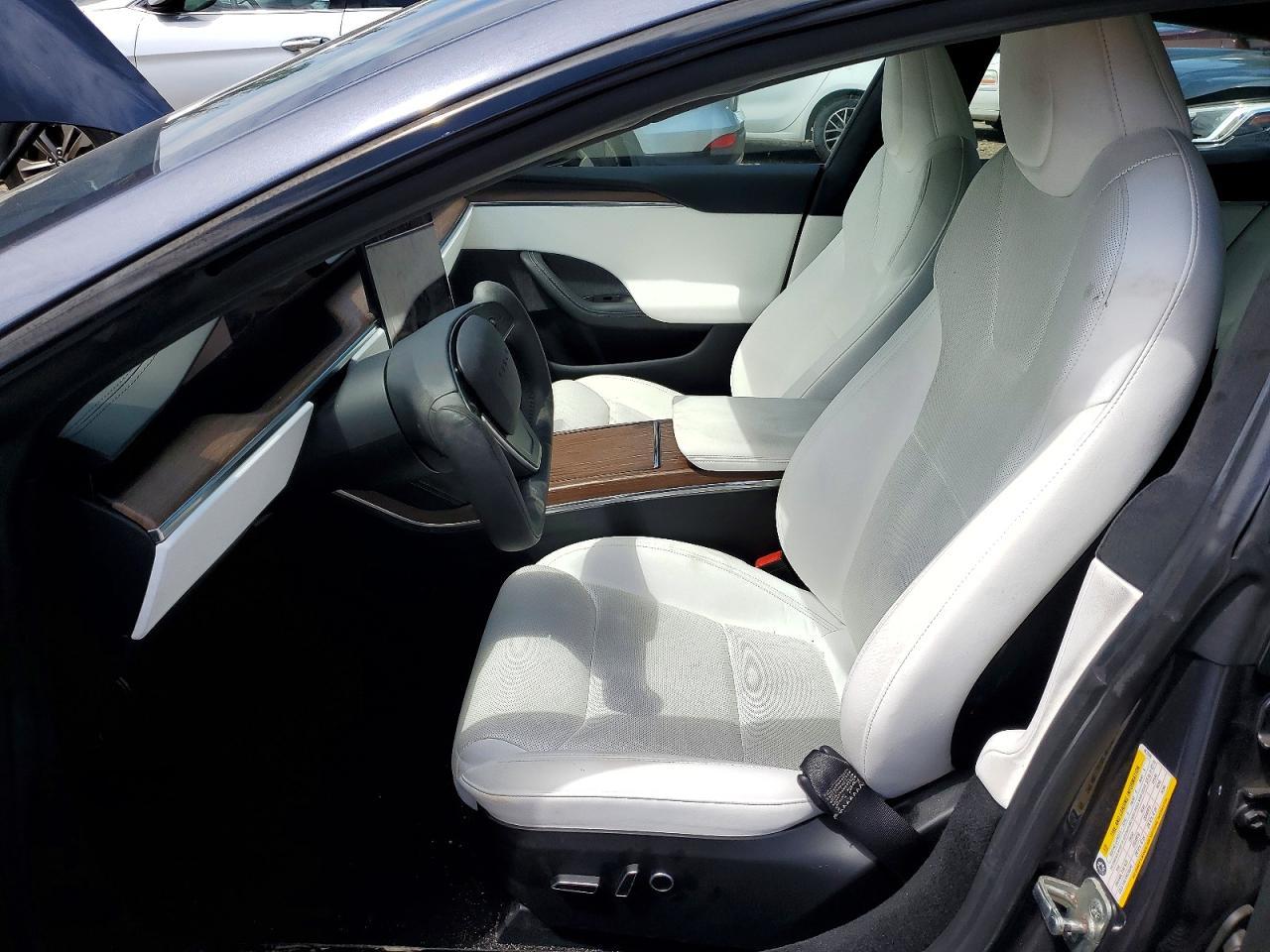 2022 Tesla Model S - zdjęcie 7