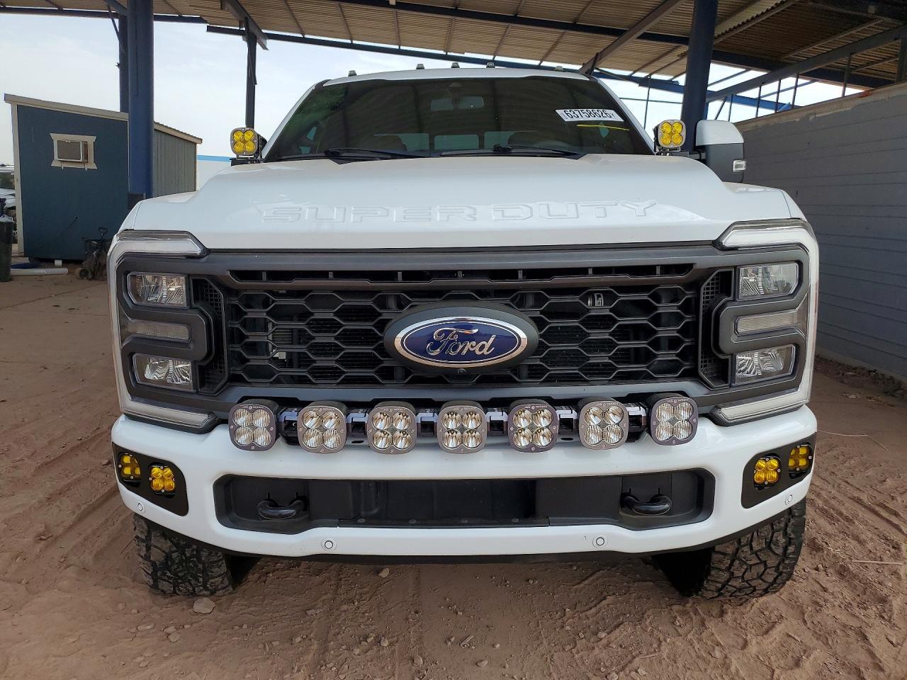 2023 Ford F-250 Supe - zdjęcie 5