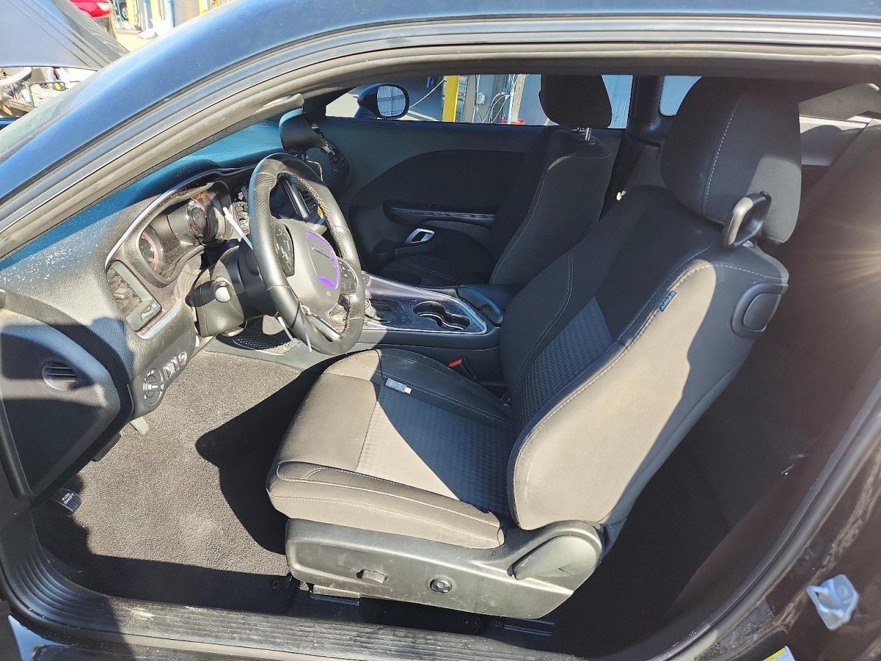 2021 Dodge Challenger Sxt - zdjęcie 7