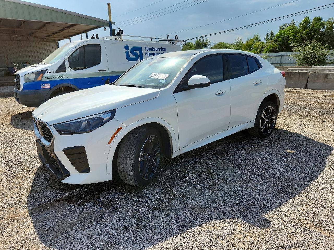 2025 BMW X2 xDrive28I - zdjęcie główne