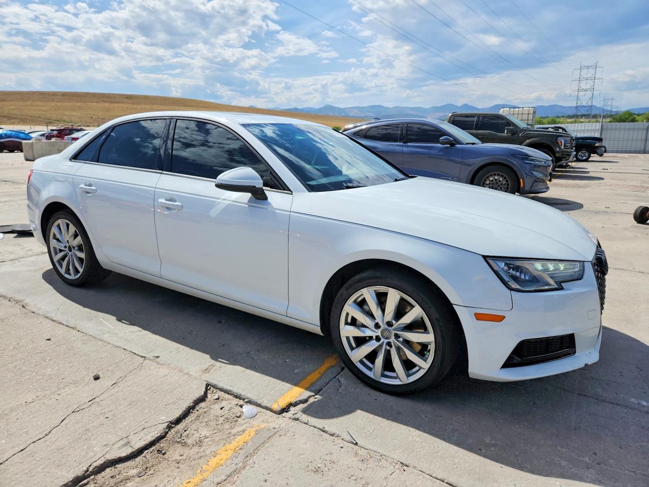 2017 Audi A4 Premium - zdjęcie 4