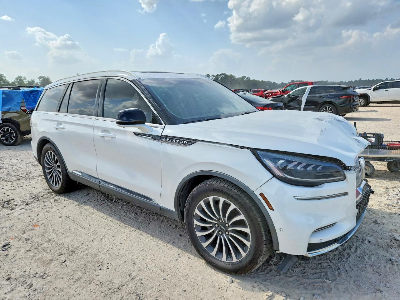 2022 Lincoln Aviator Reserve - zdjęcie 4