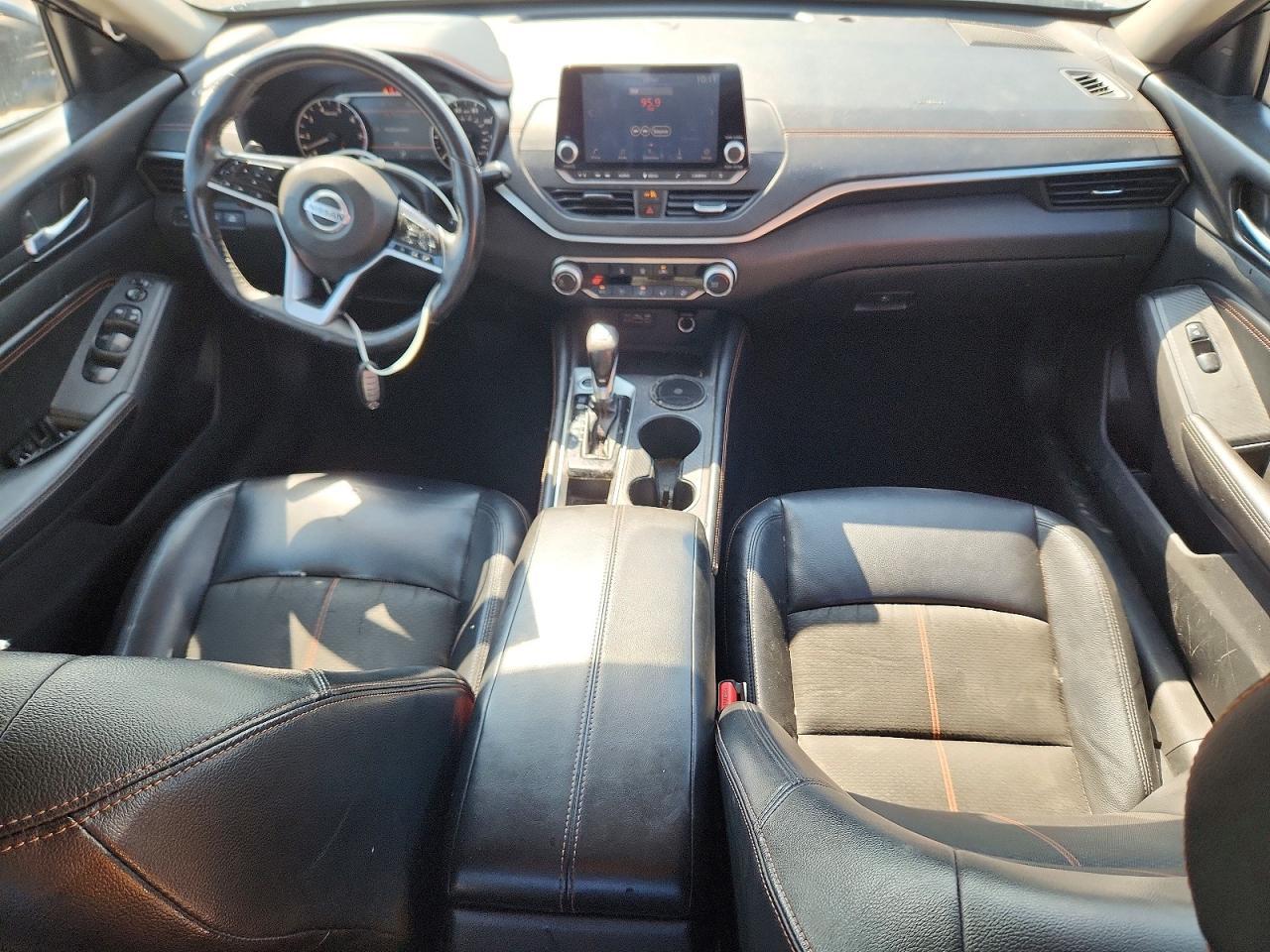 2020 Nissan Altima Sr - zdjęcie 8